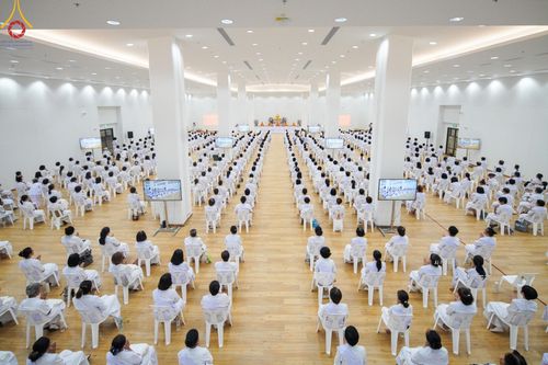 ภาพ No.157359:โครงการ อุบาสกแก้ว อุบาสิกาแก้ว รุ่นที่ 3 ตัวแทนทอดกฐินสามัคคีทั่วไทย 30,000 วัด บูชาธรรม 80 ปี หลวงพ่อธัมมชโย ระหว่างวันที่ 19-22 กันยายน พ.ศ. 2567 โซนกรุงเทพฯ-สมุทรปราการ ณ อาคาร 115 ปี คุณยายอาจารย์ฯ วัดพระธรรมกาย