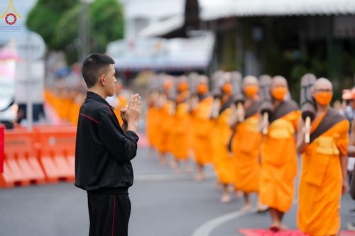 ภาพ No.130009:V.34 เพื่อธรรมเพื่อบางกล่ำ การรับบุญของเจ้าหน้าที่หน่วยงานต่างๆ  เพื่องานธรรมยาตราอัญเชิญพระบรมสารีริกธาตุ ประดิษฐาน ณ มหารัตนเจดีย์สิริปทุมสวรรค์ (เจดีย์อริยพุทธะ 5 พระองค์) ณ ศูนย์ปฏิบัติธรรมภาคใต้ อ.บางกล่ำ จ.สงขลา ระหว่างวันที่ 9-10 มีนาคม พ.ศ. 2567