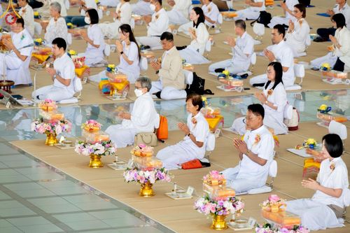 ภาพ No.184794:พิธีถวายภัตตาหารเมนูสวรรค์ "เพื่อการบรรลุธรรม" เนื่องในวาระอายุวัฒนมงคล 84 ปี หลวงพ่อทัตตชีโว วันเสาร์ที่ 21 ธันวาคม พ.ศ. 2567 ณ หอฉันคุณยายอาจารย์ฯ วัดพระธรรมกาย