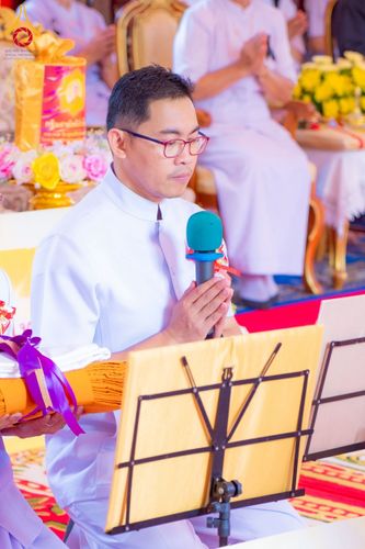 ภาพ No.273935:วันที่ 1 พฤศจิกายน พ.ศ. 2568 พิธีทอดกฐินสามัคคีทั่วไทย ณ วัดศีลขันธาราม อ.โพธิ์ทอง จ.อ่างทอง โดยคณะศิษยานุศิษย์ บูชาธรรม 81 ปี หลวงพ่อธัมมชโย