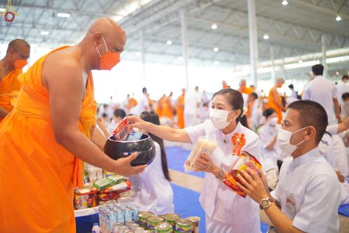 ภาพ No.75561:วัดพระธรรมกายจัด งานบุญวันอาทิตย์ต้นเดือน  มีกิจกรรมดังนี้ พิธีตักบาตร, พิธีบูชาข้าวพระ พระธรรมยาตรารับประกาศนียบัตร โครงการธรรมยาตราฯ ปีที่ 11 ในวันที่ 5 กุมภาพันธ์ พ.ศ. 2566 ณ วัดพระธรรมกาย อ.คลองหลวง จ.ปทุมธานี
