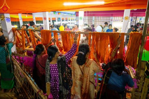 ภาพ No.98613:พิธีทอดกฐินสมทบวัดกัลยาณมิตรต่างประเทศ ณ วัดราชบัณนะวิหาร เมืองรังกามาติ ประเทศบังกลาเทศ วันศุกร์ที่ 24 พฤศจิกายน พ.ศ. 2566