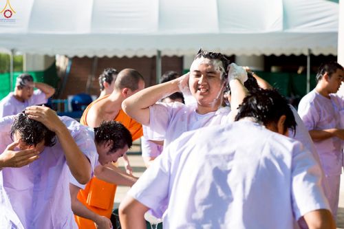 ภาพ No.228629:วันอังคารที่ 10 มิถุนายน พ.ศ. 2568 (วันพระ ขึ้น 15 ค่ำ เดือน 7) พิธีบุพเปตพลี ครั้งที่ 165 อุทิศบุญแด่หมู่ญาติที่ล่วงลับไปแล้ว และสืบทอดอายุพระพุทธศาสนา ณ หอฉันคุณยายอาจารย์ฯ วัดพระธรรมกาย