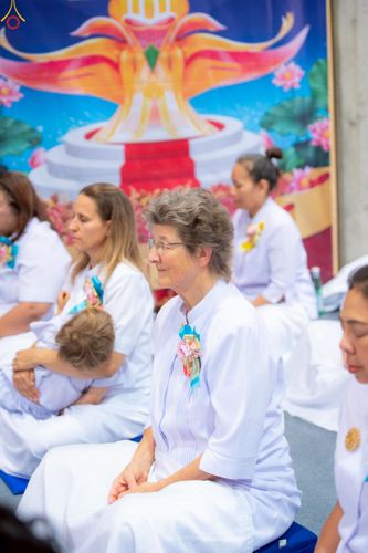 ภาพ No.256046:วันที่ 12 ตุลาคม พ.ศ. 2568 พิธีทอดกฐินวัดพระธรรมกายสวิตเซอร์แลนด์  ณ หอประชุมโรงเรียน Obergoldbach เมือง Bern ประเทศสวิตเซอร์แลนด์