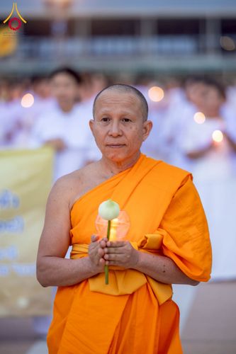 ภาพ No.224219:วันที่ 3-5 พฤษภาคม พ.ศ. 2568  กิจวัตร-กิจกรรมโครงการปฏิบัติธรรมอบรมศีลธรรม “บวชอุบาสิกาแก้ว” ถวายเป็นพระราชกุศล แด่พระบาทสมเด็จพระเจ้าอยู่หัว เนื่องในโอกาสมหามงคล “วันฉัตรมงคล” ณ วัดพระธรรมกาย อ.คลองหลวง จ.ปทุมธานี