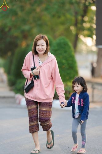 ภาพ No.193870:วัดพระธรรมกาย จัดงานวันเด็กแห่งชาติ ประจำปี พ.ศ.2568 ออกร้านอาหาร 200 ร้าน มอบของขวัญหลายหมื่นชิ้น วันที่ 12 มกราคม พ.ศ. 2568 วัดพระธรรมกาย อ.คลองหลวง จ.ปทุมธานี