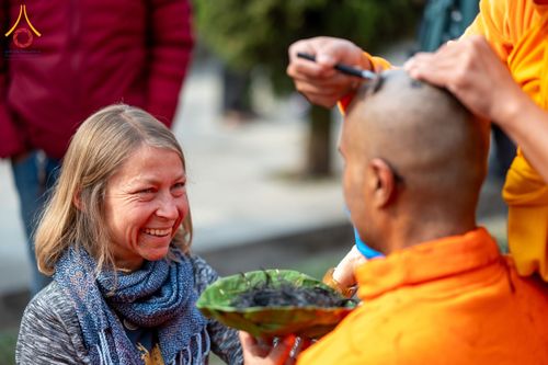 ภาพ No.209775:วันที่ 28 กุมภาพันธ์ พ.ศ.2568 พิธีเปิดโครงการบวชสามเณร พิธีถวายไทยธรรม พิธีขอขมามอบผ้าไตร  ณ เมืองปาตัน ประเทศเนปาล