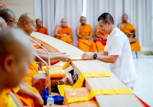 ภาพ No.241694:วันอาทิตย์ที่ 24 สิงหาคม พ.ศ. 2568 พิธีทอดผ้าป่า ฉลองครบรอบ 10 ปี ศูนย์ปฏิบัติธรรมพัทลุง