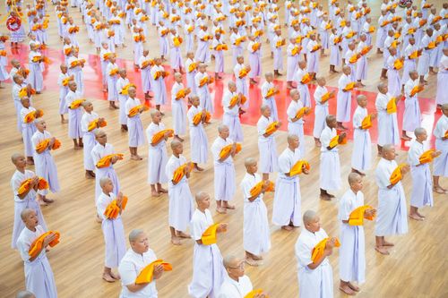 ภาพ No.215777:วันเสาร์ที่ 5 เมษายน พ.ศ. 2568 พิธีขอบรรพชา พิธีขอสรณคมน์และศีล  พิธีขอนิสสัย พิธีถวายบาตร ในโครงการบรรพชาสามเณรฟื้นฟูพระพุทธศาสนาทั่วไทย , โครงการหน่อแก้วเปรียญธรรม รุ่นที่ 13 ,  โครงการสามเณรยุวธรรมทายาท รุ่นที่ 33 , โครงการสามเณรมัชฌิมธรรมทายาท รุ่นที