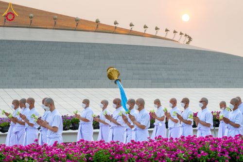 ภาพ No.63146:โครงการอุปสมบทหมู่ บูชาธรรมหลวงพ่อธัมมชโย พ.ศ.2567 ณ ลานธรรม พระมหาธรรมกายเจดีย์ วัดพระธรรมกาย วันที่ 13 เมษายน พ.ศ.2567