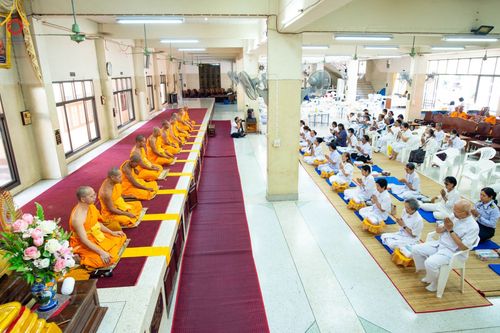 ภาพ No.101141:พิธีอุปสมบทหมู่ ในโครงการอุปสมบทบูชาธรรม มหาปูชนียาจารย์ พ.ศ. 2566 ณ วัดท่าเกวียน อำเภอพนมสารคาม จังหวัดฉะเชิงเทรา วันที่ 5 ธันวาคม พ.ศ. 2566