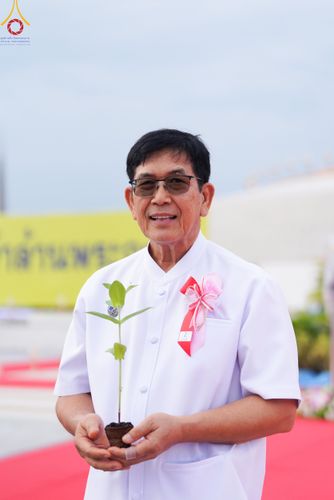 ภาพ No.160427:พิธีปลูกต้นทรัพย์บานชื่น ณ ลานธรรม พระมหาธรรมกายเจดีย์ วัดพระธรรมกาย จ.ปทุมธานี วันพฤหัสบดีที่ 10 ตุลาคม พ.ศ. 2567