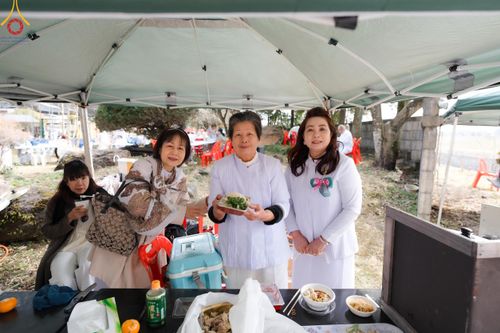 ภาพ No.132181:พิธีประดิษฐานยอดอุโบสถ บูชาธรรม 80 ปี หลวงพ่อธัมมชโย ณ วัดพระธรรมกายโทชิหงิ ประเทศญี่ปุ่น วันอาทิตย์ที่ 24 มีนาคม พ.ศ. 2567