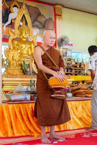 ภาพ No.166662:พิธีทอดกฐิน ณ วัดโพธิ์ไทร อ.เกษตรสมบูรณ์ จ.ชัยภูมิ ในโครงการกฐินสามัคคีทั่วไทย 30,000 วัด บูชาธรรม 80 ปี หลวงพ่อธัมมชโย โดยคณะศิษยานุศิษย์วัดพระธรรมกาย วันที่ 23 ตุลาคม พ.ศ. 2567