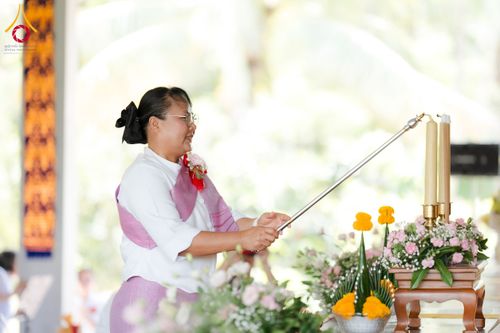 ภาพ No.165651:พิธีทอดกฐินศูนย์ปฏิบัติธรรมแก้วภูเรือ จ.เลย ในโครงการกฐินสามัคคีทั่วไทย 30,000 วัด บูชาธรรม 80 ปี หลวงพ่อธัมมชโย โดยคณะศิษยานุศิษย์วัดพระธรรมกาย วันที่ 20 ตุลาคม พ.ศ. 2567