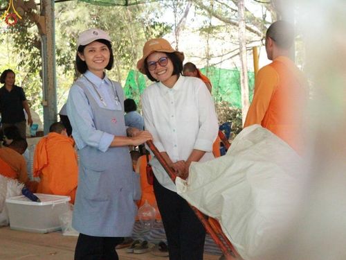 ภาพ No.128035:V.32 เต็มที่เพื่อบางกล่ำ การเตรียมงานของเจ้าหน้าที่หน่วยงานต่างๆ  เพื่องานธรรมยาตราอัญเชิญพระบรมสารีริกธาตุ ประดิษฐาน ณ ศูนย์ปฏิบัติธรรมภาคใต้ อ.บางกล่ำ จ.สงขลา ระหว่างวันที่ 9-10 มีนาคม พ.ศ. 2567