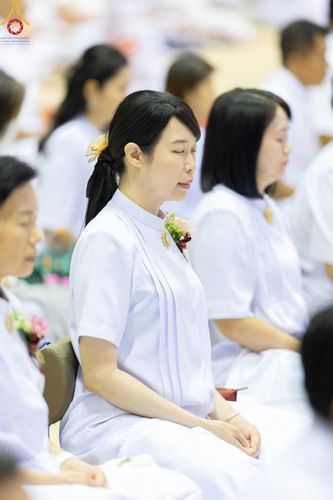 ภาพ No.188021:พิธีบูชาข้าวพระ วันขึ้นปีใหม่ 2568 ณ วัดพระธรรมกาย จ.ปทุมธานี วันที่ 1 มกราคม พ.ศ. 2568