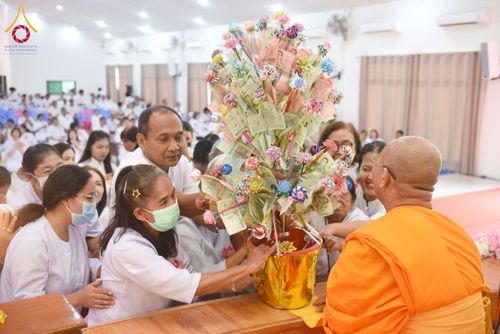 ภาพ No.166443:พิธีทอดกฐิน ณ ศูนย์ปฏิบัติธรรมสระบุรี ในโครงการกฐินสามัคคีทั่วไทย 30,000 วัด บูชาธรรม 80 ปี หลวงพ่อธัมมชโย โดยคณะศิษยานุศิษย์วัดพระธรรมกาย วันที่ 20 ตุลาคม พ.ศ. 2567