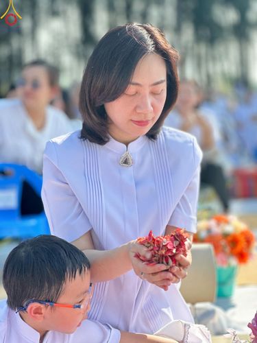 ภาพ No.188428:พิธีต้อนรับพระธรรมยาตรา ในโครงการธรรมยาตรา กตัญญูบูชา มหาปูชนียาจารย์ พระมงคลเทพมุนี(สด จนฺทสโร) พระผู้ปราบมาร อนุสรณ์สถาน 7 แห่ง ปีที่ 13 วันที่ 2 มกราคม พ.ศ. 2568 ณ วัดพระธรรมกาย จ.ปทุมธานี