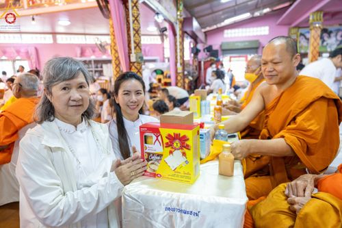 ภาพ No.116442:พิธีถวายสังฆทาน 106 วัด ณ วัดตะเคียน อ.บางกรวย จ.นนทบุรี วันเสาร์ที่ 20 มกราคม พ.ศ. 2567