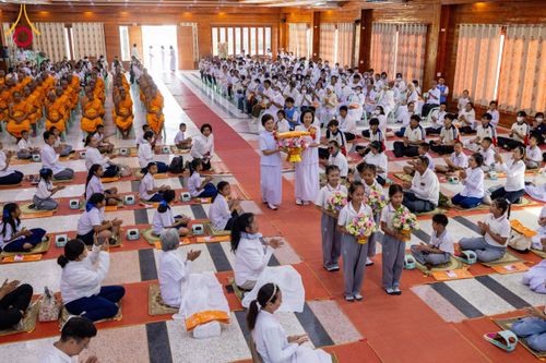 ภาพ No.200029:พิธีทอดผ้าป่าทำนุบำรุงศาสนสถาน ณ วัดบางไผ่นารถ ตำบลบางไทรป่า อำเภอบางเลน จังหวัดนครปฐม ในโครงการธรรมยาตรา กตัญญูบูชา มหาปูชนียาจารย์ พระมงคลเทพมุนี(สด จนฺทสโร) พระผู้ปราบมาร อนุสรณ์สถาน 7 แห่ง ปีที่ 13 วันที่ 22 มกราคม พ.ศ. 2568