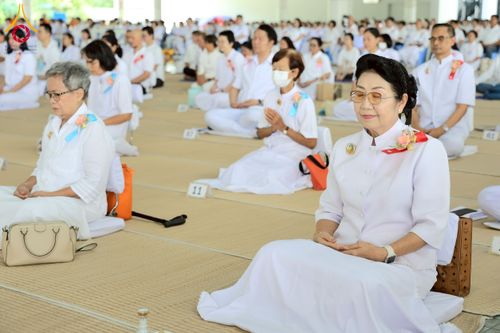 ภาพ No.217132:วันเสาร์ที่ 12 เมษายน พ.ศ. 2568 พิธีบุพเปตพลี ครั้งที่ 162 ร่วมอุทิศบุญแด่หมู่ญาติที่ล่วงลับไปแล้ว และพิธีถวายภัตตาหารเมนูสวรรค์ ณ หอฉันคุณยายอาจารย์ฯ วัดพระธรรมกาย