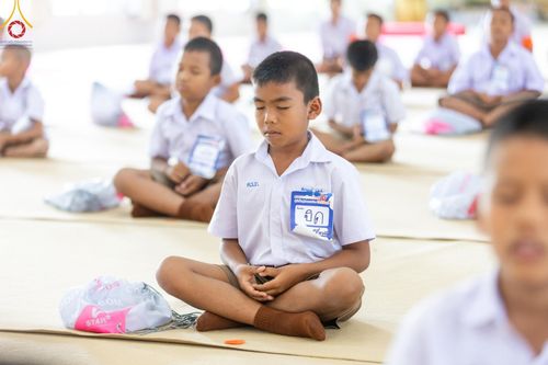 ภาพ No.185177:กิจกรรมวันรวมพลังเด็กดี V-Star ผู้นำฟื้นฟูศีลธรรมโลก จังหวัดพิจิตร ณ ศูนย์ปฏิบัติธรรมกัลยาณมิตรพิจิตร ต.ตะพานหิน อ.ตะพานหิน จ.พิจิตร วันที่ 12 ธันวาคม พ.ศ. 2567