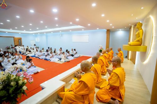 ภาพ No.270414:วันอาทิตย์ที่ 19 ตุลาคม พ.ศ. 2568 พิธีทอดกฐินสามัคคี เพื่อสถาปนากุฏิสงฆ์  น้อมถวายเป็นพุทธบูชาและบูชาธรรม แด่หลวงพ่อธัมมชโย ณ วัดพุทธเคปทาวน์  ประเทศสาธารณรัฐแอฟริกาใต้