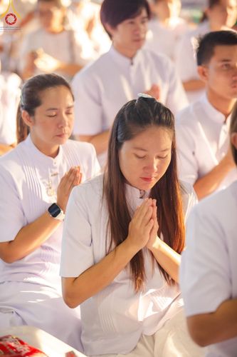 ภาพ No.158934:พิธีตักบาตร ในวันอาทิตย์ต้นเดือน วันที่ 6 ตุลาคม พ.ศ. 2567 ณ สภาธรรมกายสากล วัดพระธรรมกาย