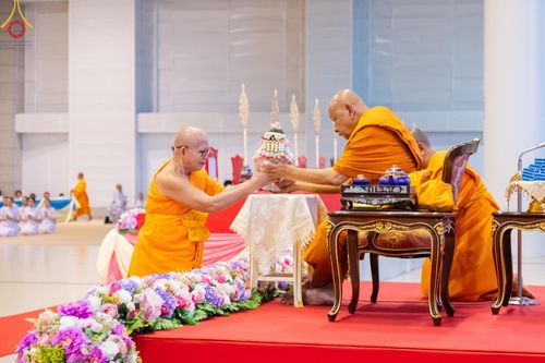 ภาพ No.57961:พิธีมุทิตาสักการะพระสังฆาธิการ ผู้ที่ได้รับพระราชทานเลื่อนและตั้งสมณศักดิ์ ปีพุทธศักราช 2567 วันอาทิตย์ที่ 28 เมษายน พ.ศ. 2567 ณ วัดพระธรรมกาย จ.ปทุมธานี