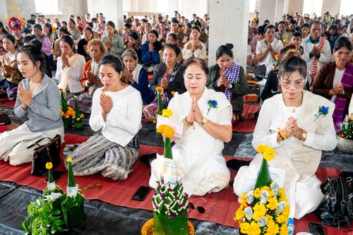 ภาพ No.173286:พิธีทอดกฐินต่างประเทศ ในนามหลวงพ่อธัมมชโย ณ วัดสิริวิเวก เพื่อถวายที่ดินส่วนขยาย 200 ไร่ แขวงจำปาสัก สปป. ลาว วันพุธที่ 30 ตุลาคม พ.ศ. 2567