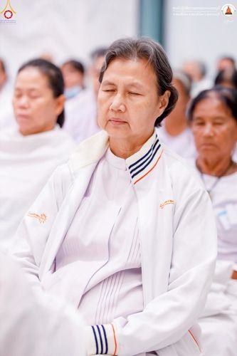 ภาพ No.247750:วันที่ 12-14 กันยายน พ.ศ. 2568 โครงการอบรม อุบาสกแก้ว อุบาสิกาแก้ว รุ่นที่ 1 ณ ศูนย์ปฏิบัติธรรมพระมงคลเทพมุนี อ.สองพี่น้อง จ.สุพรรณบุรี