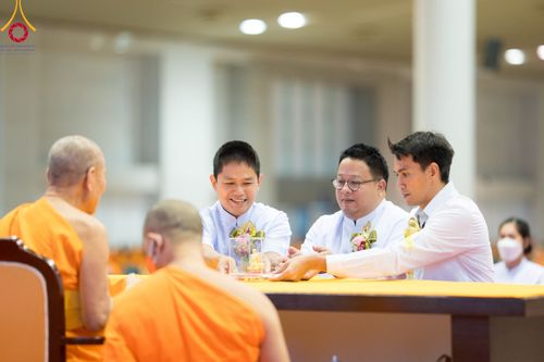 ภาพ No.95280:พิธีมุทิตาพระมหาเถระและพระเถระ ครั้งที่ 29 วันอาทิตย์ที่ 19 พฤศจิกายน พ.ศ. 2566 ณ ห้องแก้วสารพัดนึก สภาธรรมกายสากล วัดพระธรรมกาย