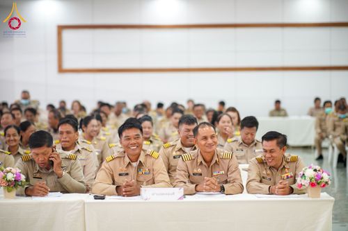 ภาพ No.176595:ชมรมกำนัน ผู้ใหญ่บ้านฯ อ.คลองหลวง ทอดผ้าป่าสมทบโครงการกฐินสามัคคีทั่วไทย 30,000 วัด วันที่ 4 พฤศจิกายน พ.ศ. 2567 ณ วัดพระธรรมกาย อ.คลองหลวง จ.ปทุมธานี