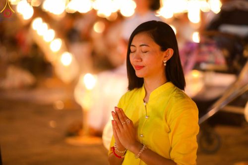 ภาพ No.91662:พิธีทอดผ้าป่า สร้างลานเอนกประสงค์พญานาค 4 ตระกูล จุดประทีปโคมลาน ถวายเป็นพุทธบูชา  สร้างความสว่างไสวให้กับแผ่นดินด้วยแสงธรรม วันอาทิตย์ที่ 29 ตุลาคม พ.ศ. 2566 ณ พุทธอุทยานนานาชาติ จังหวัดหนองคาย