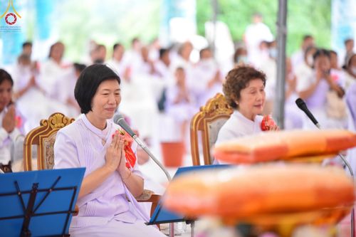 ภาพ No.158117:พิธีทอดผ้าป่า ติดตั้งแผ่นสิริฉะทะนะรัสมี(หลังคา) อาคาร 80 ปี หลวงพ่อธัมมชโย วันอาทิตย์ที่ 22 กันยายน พ.ศ. 2567 ณ ศูนย์ปฏิบัติธรรมวิหารแดง อ.วิหารแดง จ.สระบุรี