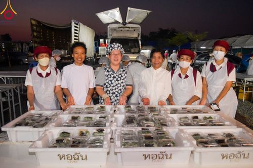 ภาพ No.114485:พิธีถวายภัตตาหารเป็นสังฆทาน แด่คณะพระธรรมยาตรา ปีที่ 12 วันที่ 18 มกราคม พ.ศ. 2567 ณ วัดโบสถ์(บน) บางคูเวียง จ.นนทบุรี