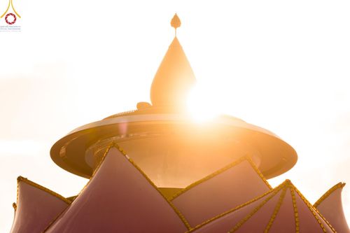 ภาพ No.129350:พิธีประดิษฐานพระบรมสารีริกธาตุ ณ มหารัตนะเจดีย์สิริปทุมสวรรค์ ศูนย์ปฏิบัติธรรมภาคใต้ อ.บางกล่ำ จ.สงขลา วันที่ 10 มีนาคม พ.ศ.2567