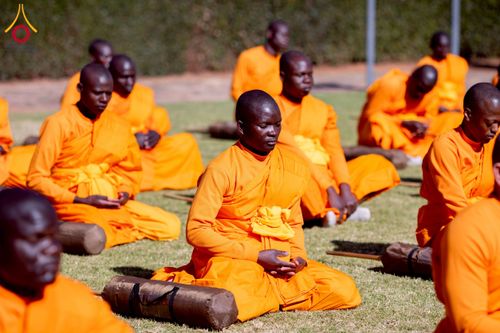 ภาพ No.232845:วันที่ 1 กรกฏาคม พ.ศ. 2568 Dhammayatra in South Africa 2025 ธรรมยาตราแอฟริกาใต้ — เส้นทางแห่งสติ สมาธิ และปัญญา ธรรมทายาทที่ได้อบรมโครงการบรรพชาอุปสมบทหมู่ครั้งที่ 2 ณ วัดพระธรรมกายโจฮันเนสเบิร์ก ประเทศแอฟริกาใต้