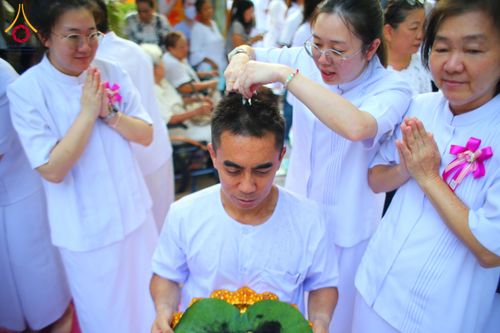 ภาพ No.135719:พิธีปลงผมธรรมทายาท โครงการบรรพชาและอุปสมบทหมู่ รุ่นบูชาธรรม 80 ปี หลวงพ่อธัมมชโย ณ หมู่บ้านบรรลุธรรม วัดพระธรรมกาย วันที่ 7 เมษายน พ.ศ. 2567