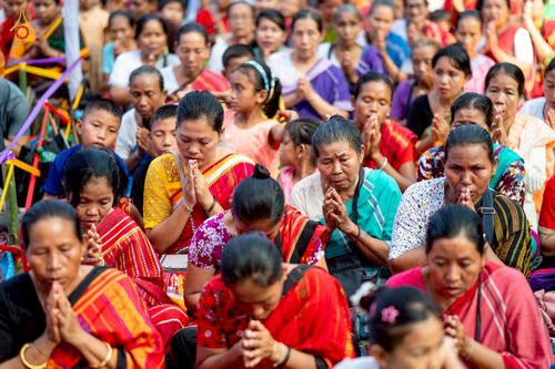 ภาพ No.257512:วันที่ 17 ตุลาคม พ.ศ. 2568 พิธีทอดกฐินสมทบวัดกัลยาณมิตรต่างประเทศ  บูชาธรรม 81 ปี หลวงพ่อธัมมชโย ณ ศูนย์ปฏิบัติธรรมไมตรีปูร์ เมืองคาร์การชารี ประเทศบังกลาเทศ 