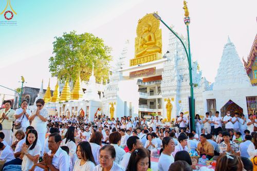 ภาพ No.311206:วันเสาร์ที่ 28 กุมภาพันธ์ พ.ศ. 2569 พิธีตักบาตรพระมหากุศล 11,250 รูป เฉลิมฉลอง 1,250 ปีศรีธรรมราชเจดีย์ สู่มรดกโลก ณ ถนนราชดำเนิน บริเวณหน้าวัดพระมหาธาตุวรมหาวิหาร อ.เมือง จ.นครศรีธรรมราช