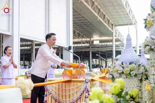 ภาพ No.316622:วันอาทิตย์ที่ 29 มีนาคม พ.ศ. 2569 พิธีทอดผ้าบังสุกุลและพิธีชำระร่าง โยมพ่อณรงค์ จินตมากุล  สิริอายุ 99 ปี 11 เดือน โยมบิดา พระครูปลัดรัตนวีรวัฒน์ (รังสฤษดิ์ อิทฺธิจินตโก) ที่ปรึกษาเจ้าคณะจังหวัดปทุมธานี เจ้าอาวาสวัดพระธรรมกาย  ณ ฌาปนสถานชั่วคราว ทางเข้า 