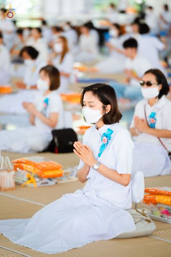 ภาพ No.90565:พิธีบุพเปตพลี  ครั้งที่ 141 ร่วมอุทิศบุญแด่หมู่ญาติที่ล่วงลับไปแล้ว และสืบทอดอายุพระพุทธศาสนา วันพฤหัสบดีที่ 14 ตุลาคม พ.ศ.2566 วันพระแรม 15 ค่ำ เดือน 10 ณ หอฉันคุณยายอาจารย์ฯ วัดพระธรรมกาย