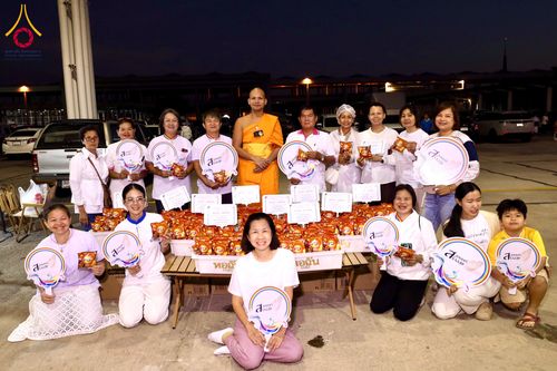 ภาพ No.287249:วันที่ 3 มกราคม พ.ศ.2569 พิธีถวายภัตตาหารเป็นสังฆทาน แด่พระธรรมยาตรา ณ วัดพระธรรมกาย  จังหวัดปทุมธานี ในโครงการธรรมยาตรา กตัญญูบูชา มหาปูชนียาจารย์ พระมงคลเทพมุนี(สด จนฺทสโร) พระผู้ปราบมาร อนุสรณ์สถาน 7 แห่ง ปีที่ 14