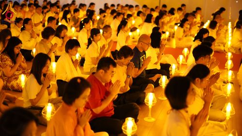 ภาพ No.332074:วันอาทิตย์ที่ 31 พฤษภาคม พ.ศ. 2569 วัดพระธรรมกายสิงคโปร์จุดประทีปแห่งศรัทธา ฉลองวิสาขบูชา ปี 2569 ยิ่งใหญ่ Dhammakaya Centre Singapore Illuminates the Lights of Faith in a Grand Vesak Day 2026 Celebration
