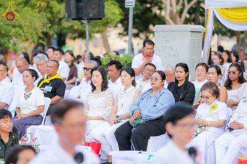 ภาพ No.313917:วันอาทิตย์ที่ 14 มีนาคม พ.ศ. 2569 ทำบุญเมืองหาดใหญ่ตักบาตรพระ 1,109 รูป เติมบุญใหญ่ หลังวิกฤตมหาอุทกภัย ณ ซุ้มประตูไชน่าทาวน์ ถนนศุภสารรังสรรค์ อ.หาดใหญ่ จ.สงขลา