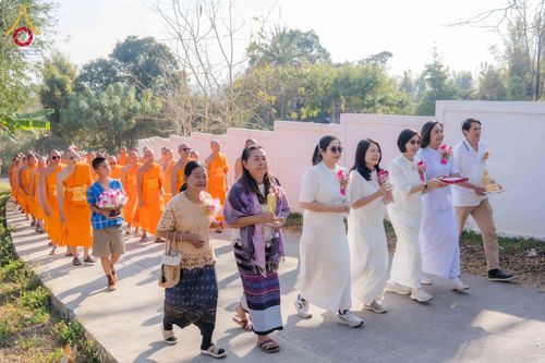 ภาพ No.308934:วันศุกร์ที่ 6 กุมภาพันธ์ พ.ศ.2569 พิธีอัญเชิญพระบรมสารีริกธาตุ เพื่อประดิษฐาน  ณ เจดีย์วัดทุ่งเจริญธรรม อ.อมก๋อย จ.เชียงใหม่