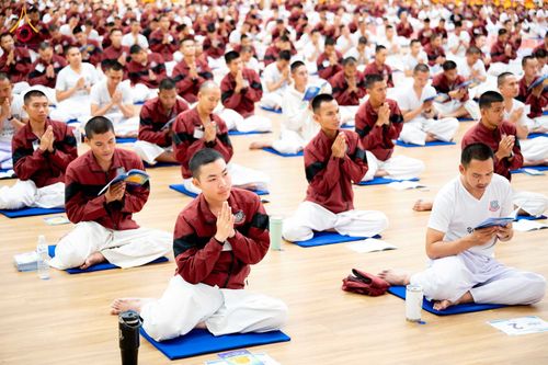 ภาพ No.350469:วันที่ 19-20 กันยายน พ.ศ. 2569 โครงการบรรพชาพัฒนาคุณธรรม จริยธรรม สำหรับนักเรียนนายสิบตำรวจ (นสต.) รุ่นที่ 16 ศูนย์ฝึกอบรมตำรวจภูธรภาค 1 ณ สภาธรรมกายสากล ห้องแก้วสารพัดนึก 2