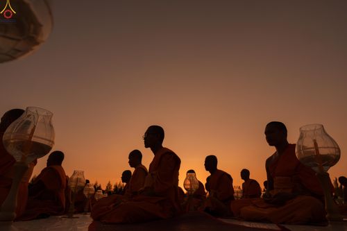 ภาพ No.302099:วันที่ 23 มกราคม พ.ศ. 2569 พิธีจุดประทีปธรรมถวายเป็นพุทธบูชา และบูชาธรรมมหาปูชนียาจารย์  ณ อนุสรณ์สถานลำดับที่ 5 สถานที่เผยแผ่วิชชาธรรมกายครั้งแรก อนุสรณ์สถานบางปลา วัดบางปลา อำเภอบางเลน จังหวัดนครปฐม ในโครงการธรรมยาตรา กตัญญูบูชา มหาปูชนียาจารย์ พระมงคล